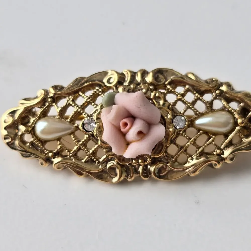 1928 Jewelry Co. add touch